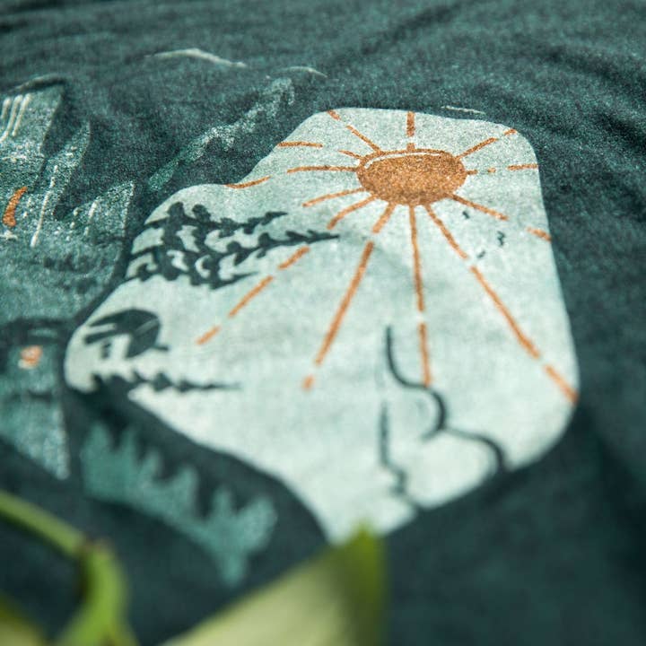 Menottees - Wholesale Screen Printed T-Shirt - Unisex - Reflection | Longsleeve Tee3