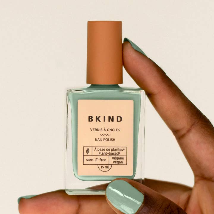 Vernis à ongles vegan et sans 21 ans - Poissons pour la vente par BKIND