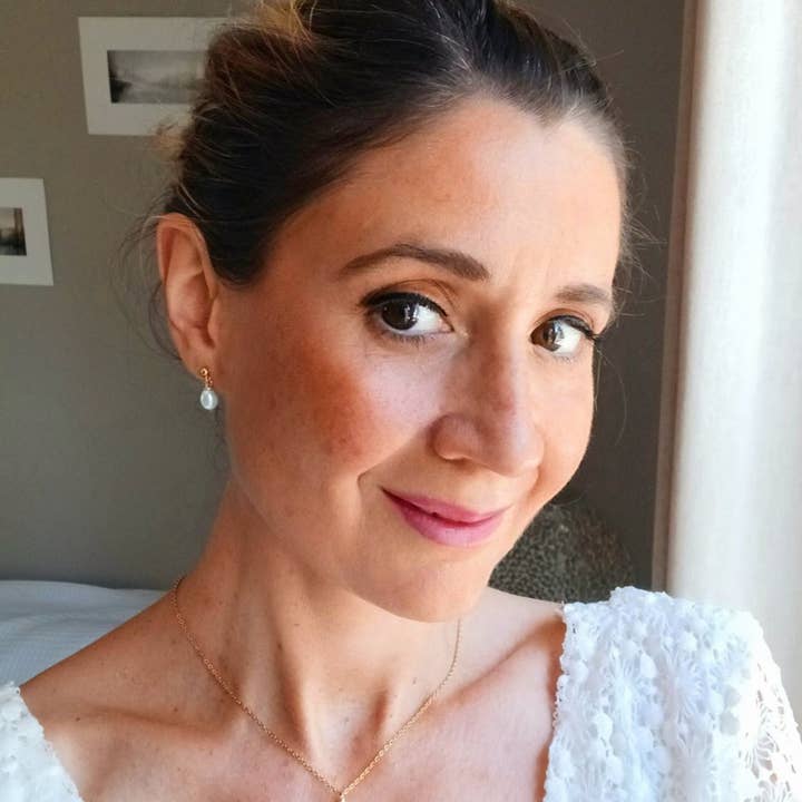 Wedding Earrings - Cultured Pearls - White Na Studs for wholesale by L'atelier du 6