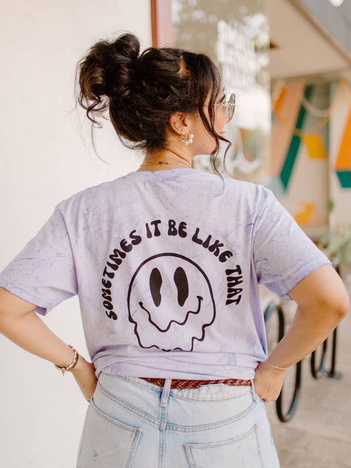 Soms Is Het Zo Graphic T-shirt voor wholesale door Shop Karma Tees