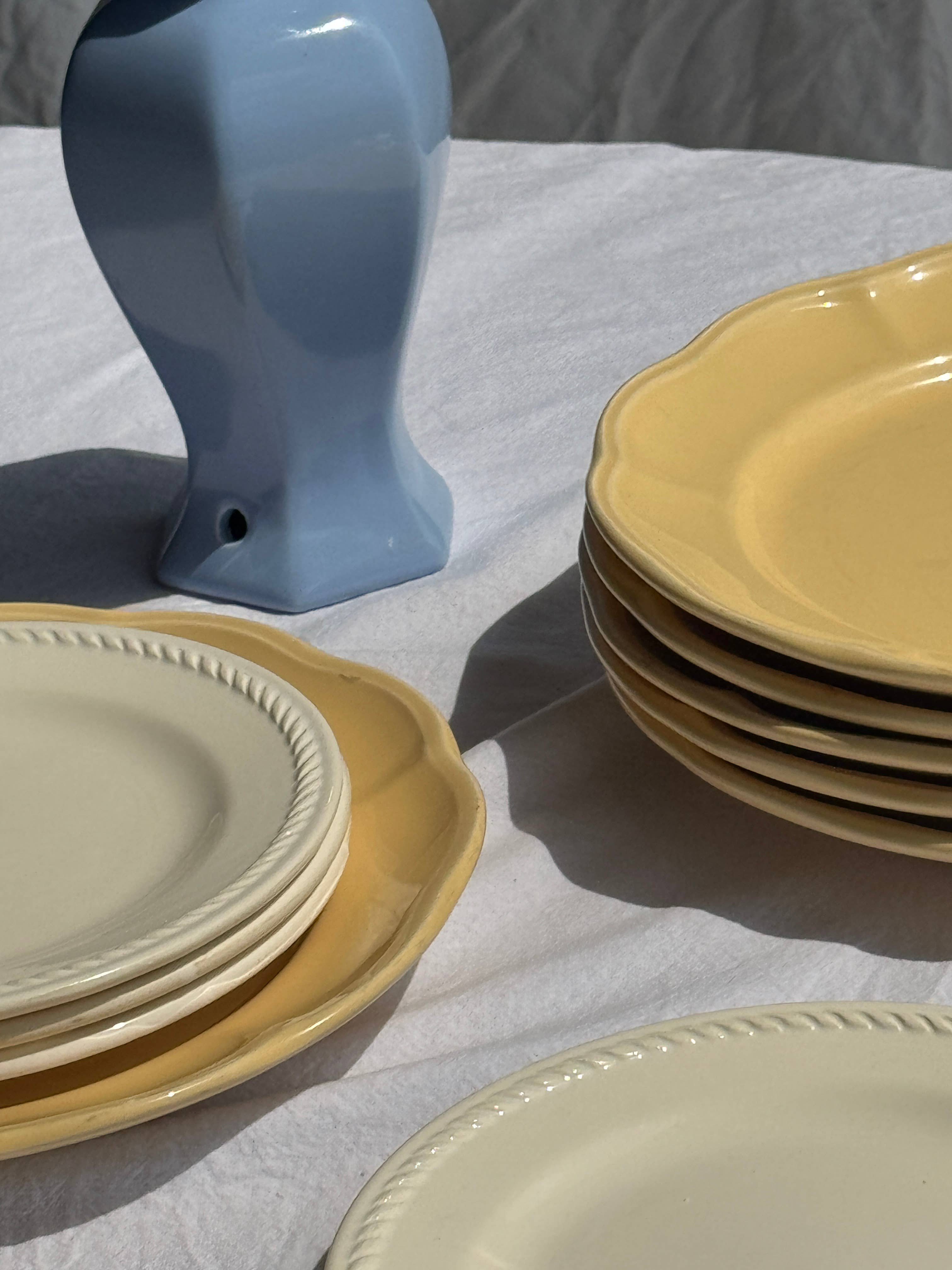 Office Objets - Wholesale Dinner Plate - Set of 4 small vintage white dessert plates D219