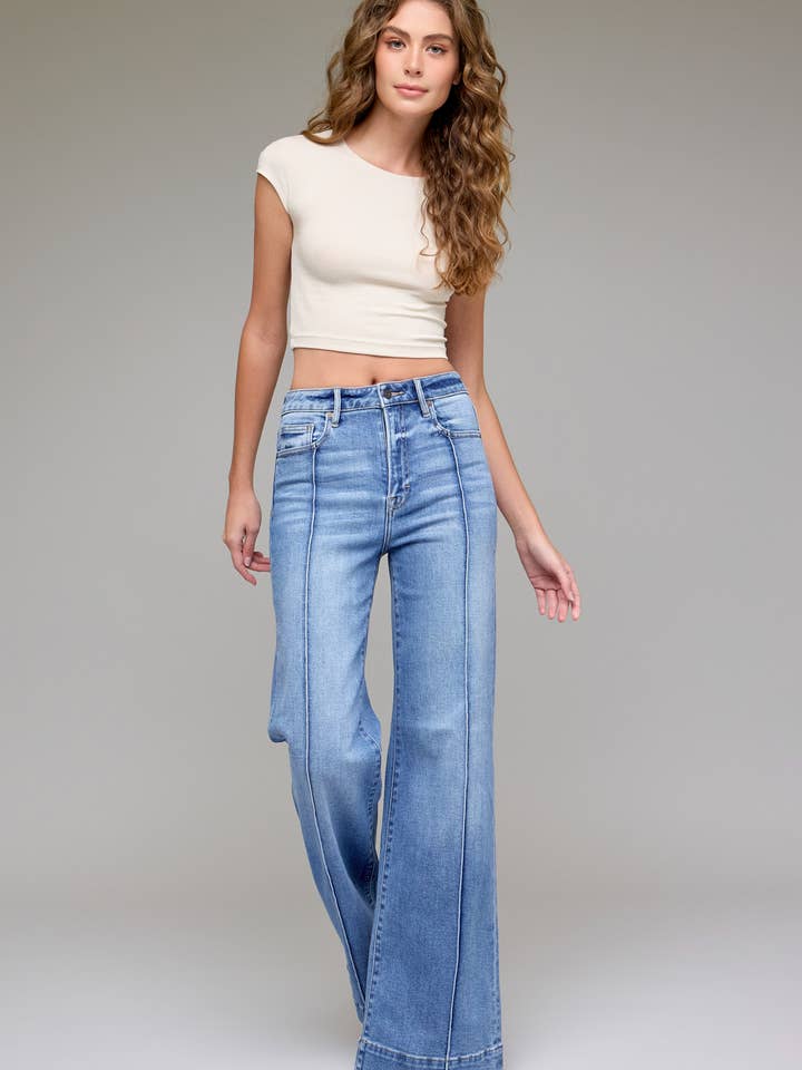 Flare à plis légers 33" entrejambe pour la vente par Hidden Jeans