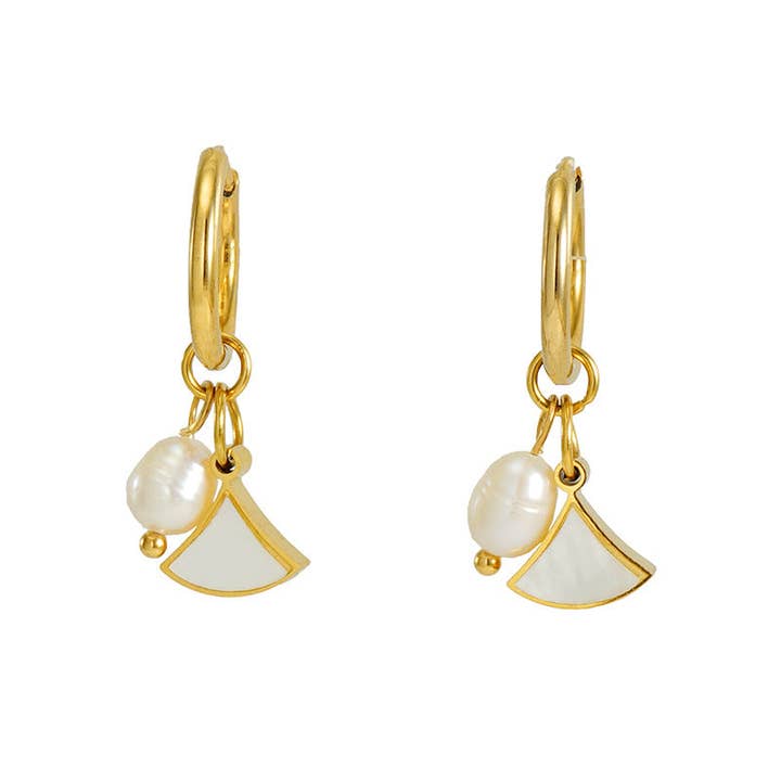 Mio Queena - Wholesale Huggie Earrings - Pearl Shell 18K Gold-plated Stainless Steel Earrings - FGS2