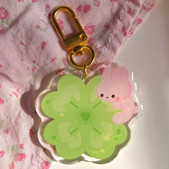 Lucky Clover Keychain for wholesale by madebyshania