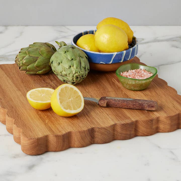 etúHOME - Wholesale Cutting Board - Scalloped Cutting Board, Large Square4