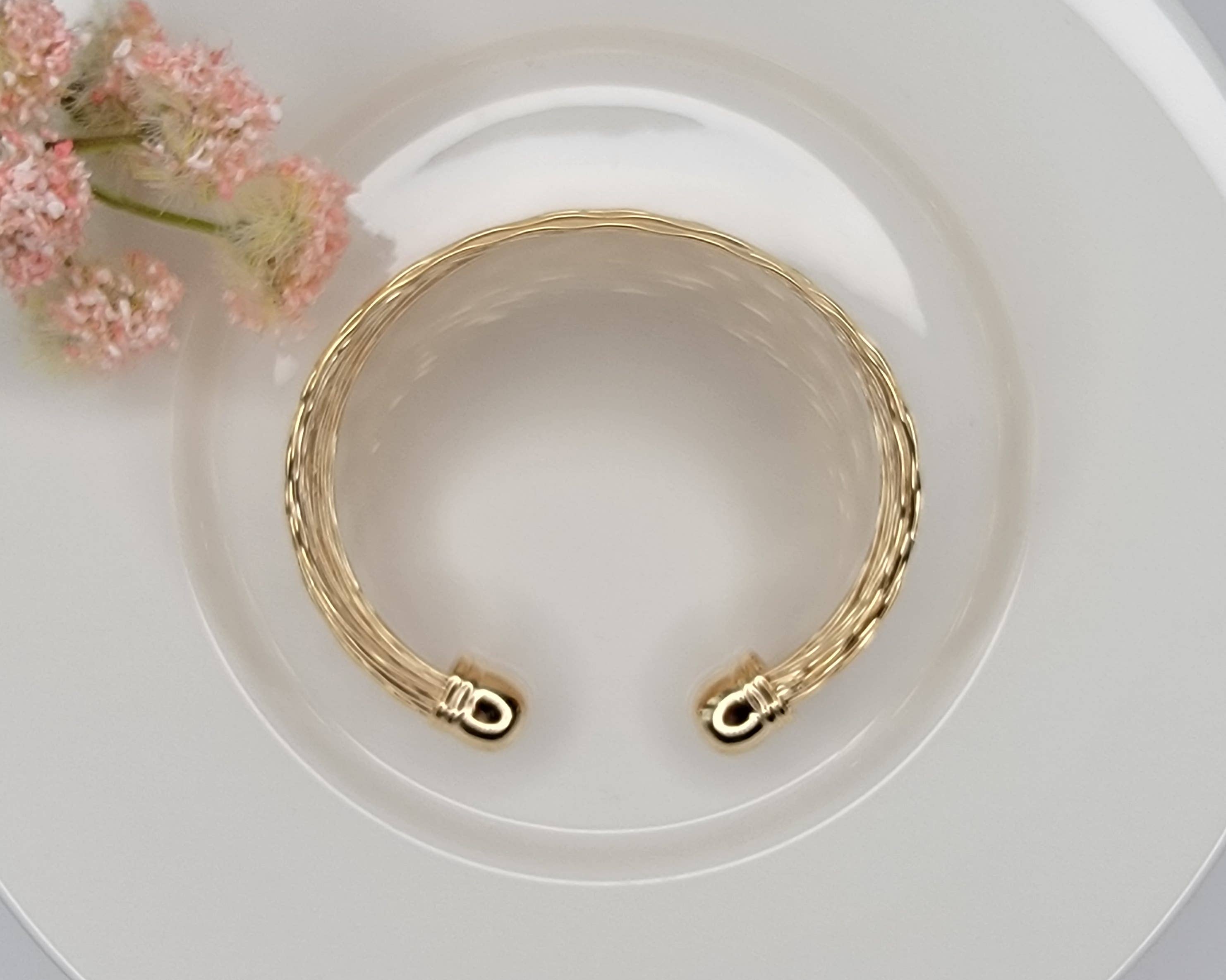 BETTYOH INC – wholesale Länkar och kedjearmband – FLERTRÅDIGT JUSTERBART ARMBAND.2