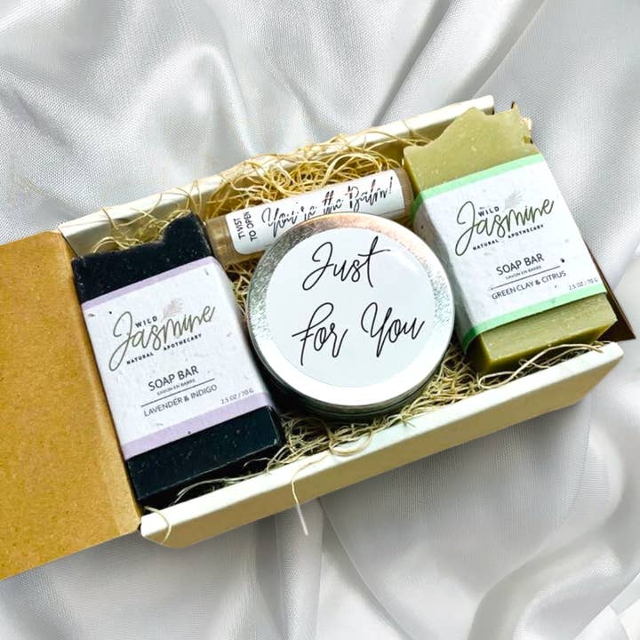 Wild Jasmine Natural Apothecary - Wholesale Bath & Body Set - Holiday Soap Gift Box3