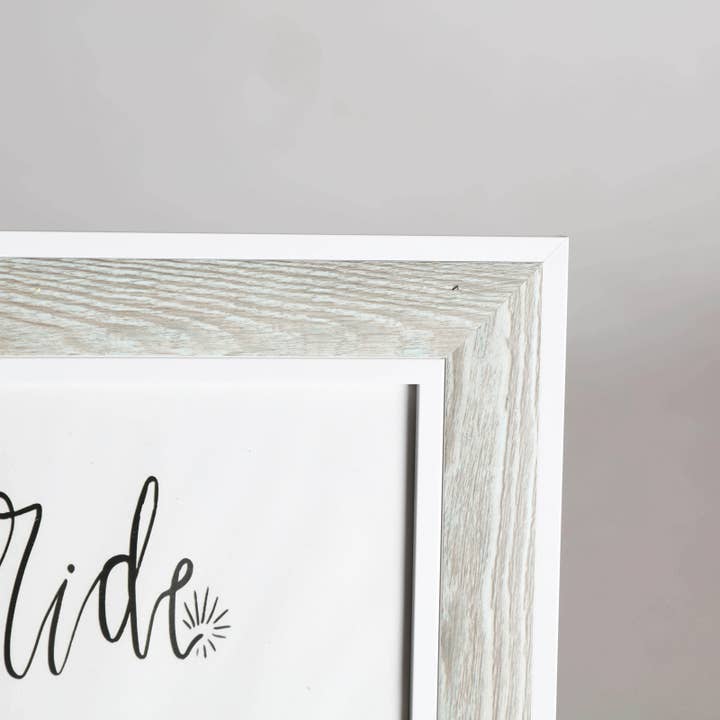 B&B - Wholesale Picture Frame Stand - Photo Frame, Plastic, Green Color, 25X2X30cm1