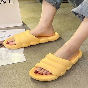 Trending Wholesale Slippers for Women Heel Beach Sandals Slippers