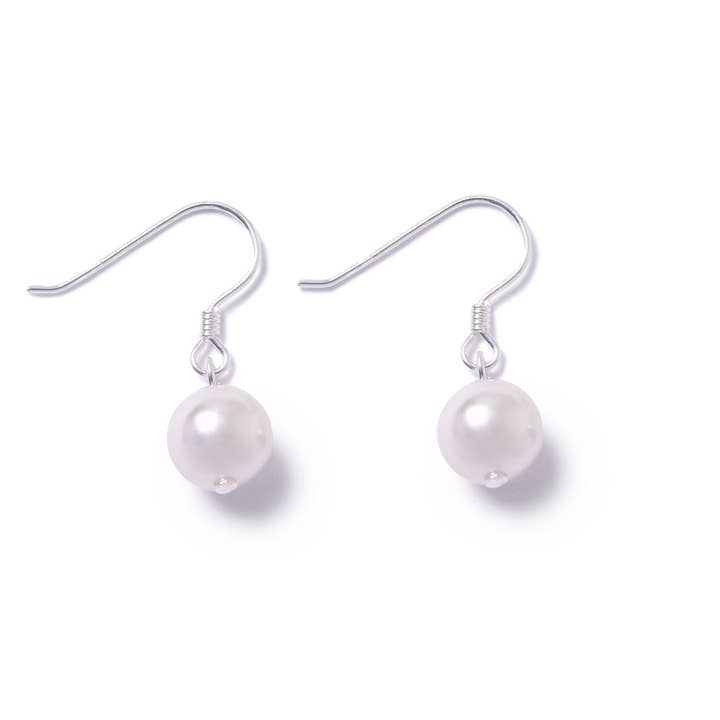 Pärlörhängen för wholesale av Carrie Elspeth Jewellery