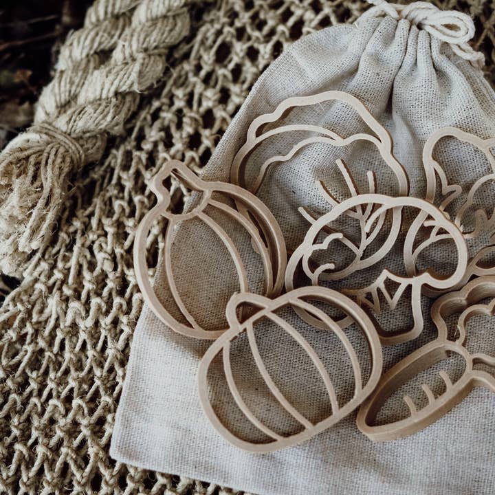 Kinfolk Pantry - Wholesale Toy set – Kids - Vegetable Cutter Set - Eco Playdough Tool1