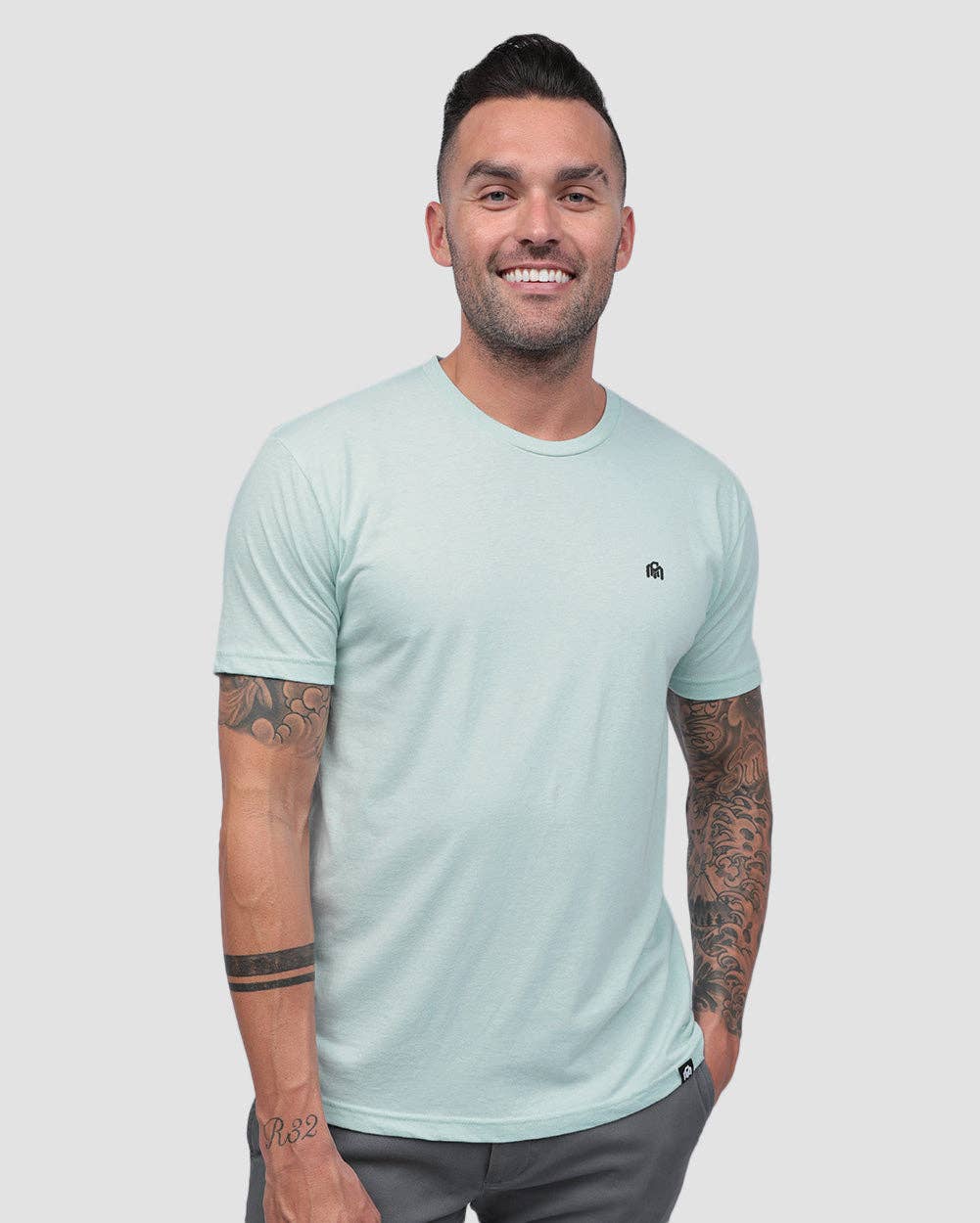 INTO THE AM - Wholesale T-Shirt - Men's - Men's Premium Fitted Plain Blank T-Shirt51