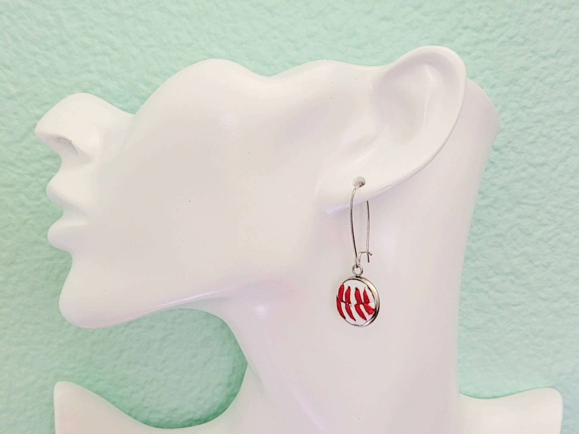 Home Run Accessories - Venta al por mayor Pendientes colgantes - Pendientes de béisbol y sóftbol auténticos, pendientes de alambre para orejas de riñón6