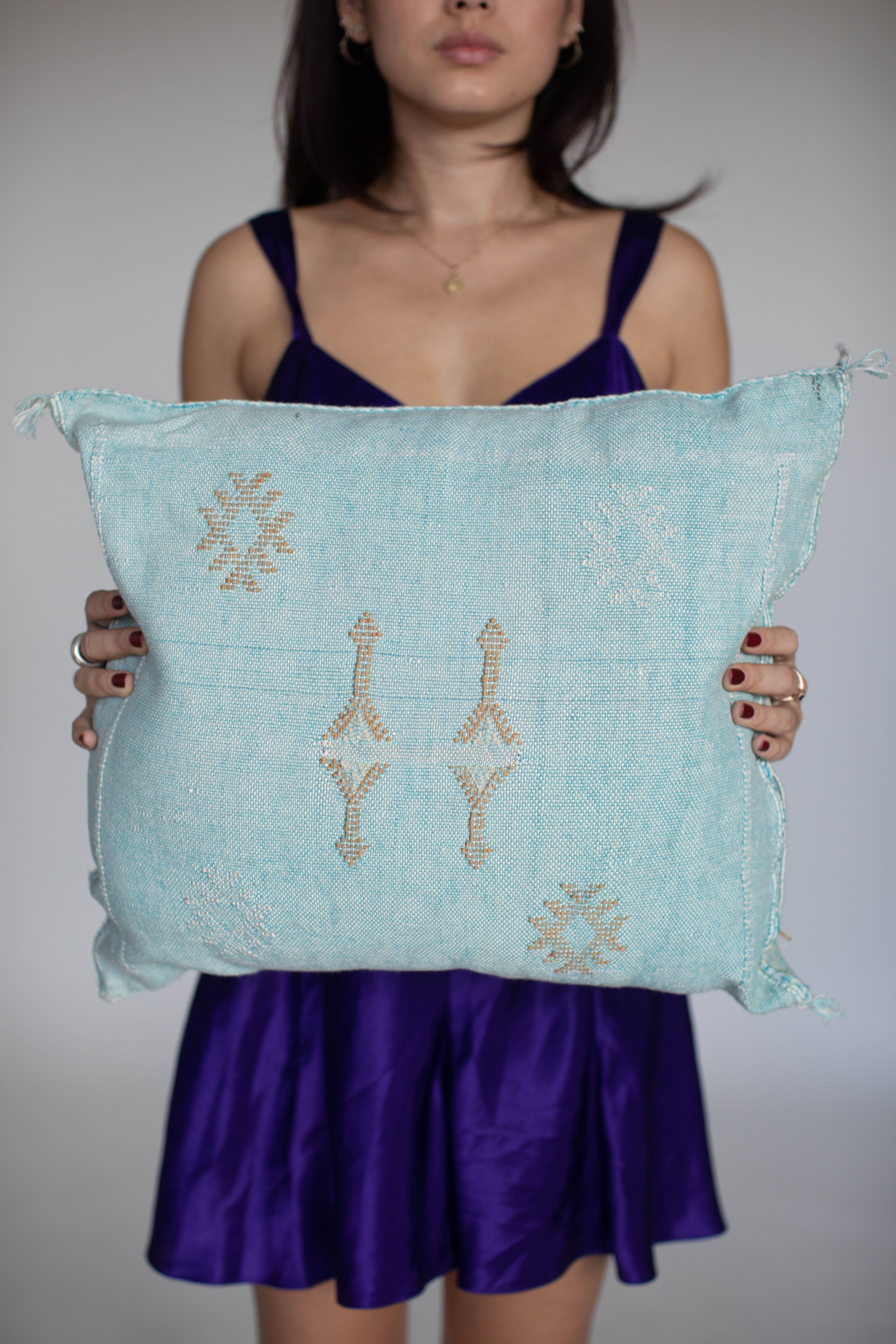 Voyage - Wholesale Throw pillow cover - Moroccan Cactus Silk Pillow Covers16