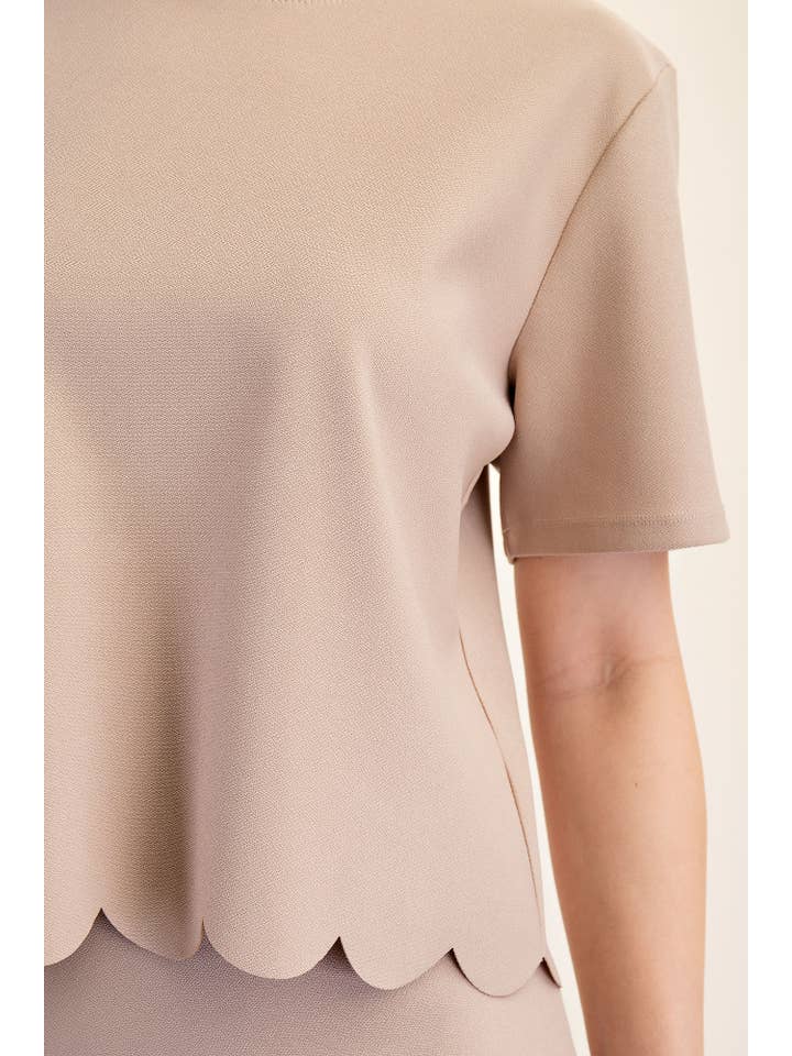 Glam - Wholesale Knit Top - Women's - Short Sleeve Scallop Knit Top