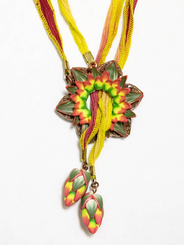 Empujadores de pétalos Lariat - Simply Suculentas para venta al por mayor de Petal Pushers by Janet Pitcher