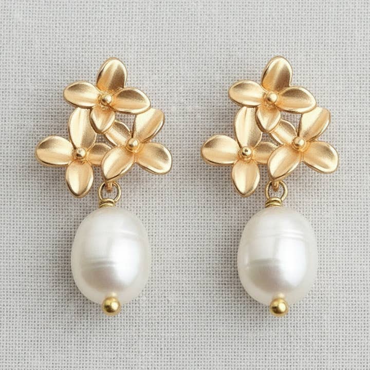 French Vintage Pearl Stud Earrings for wholesale by scentll jewelry