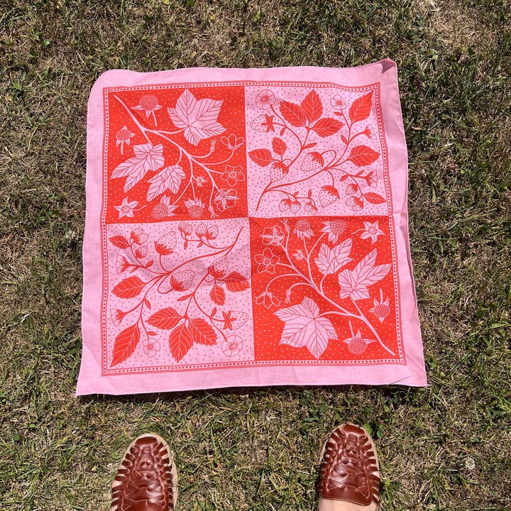 Pen+Pine - Wholesale Bandana - Women's - Berry Bandana2