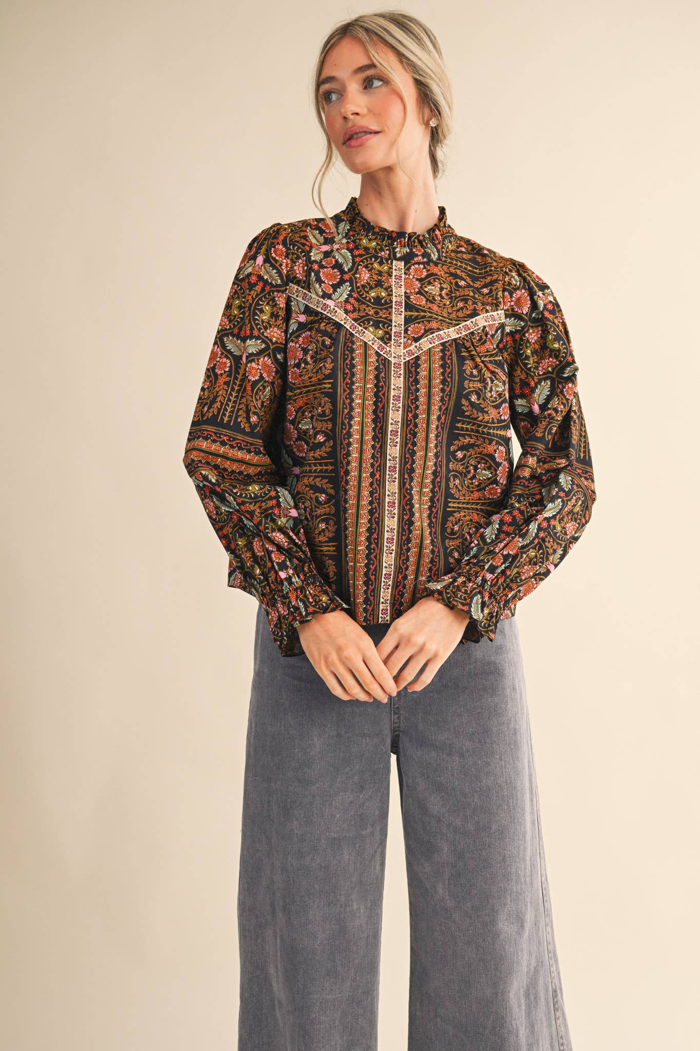 &MERCI - Wholesale Blouse - Women's - EXCLUSIVE FLORAL PRINT TOP WITH FLORAL TRIM MTP45281