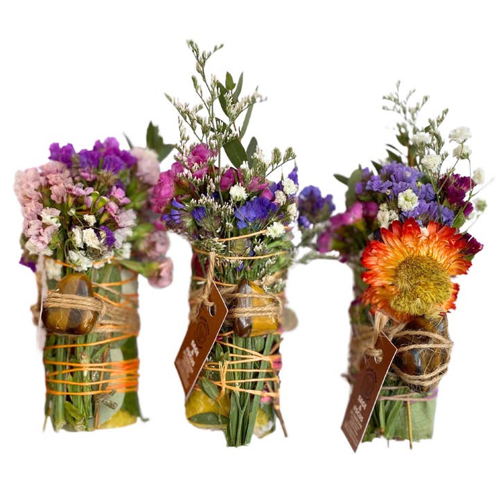 Pour Vida - Wholesale Sage Bundle - 4" Sage Wands w/ Crystals