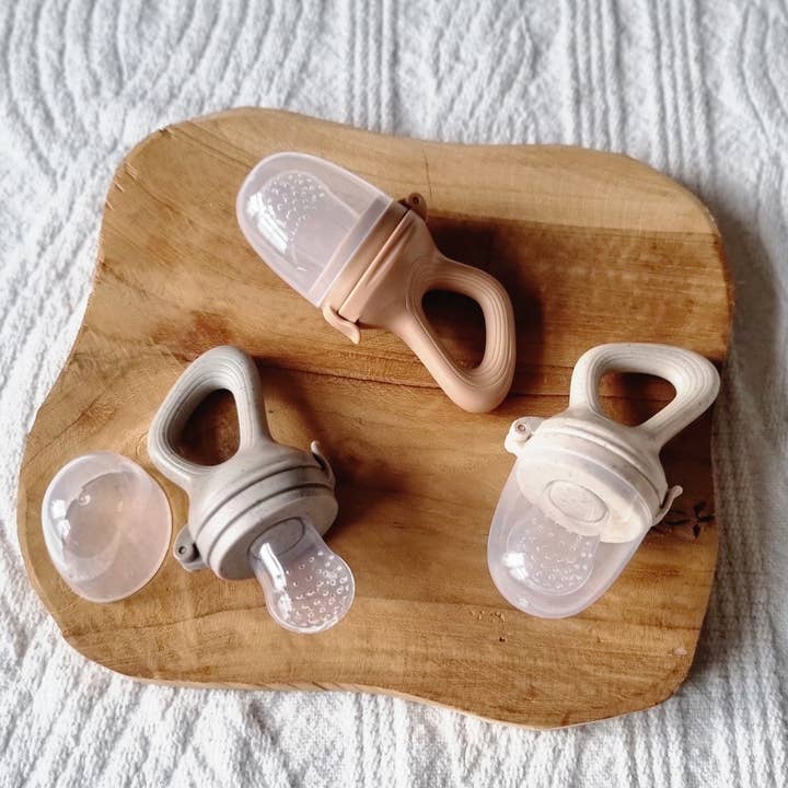 Rammelaartje - Wholesale Feeding Set - Baby - Fruit Food Pacifier - Soft Brown