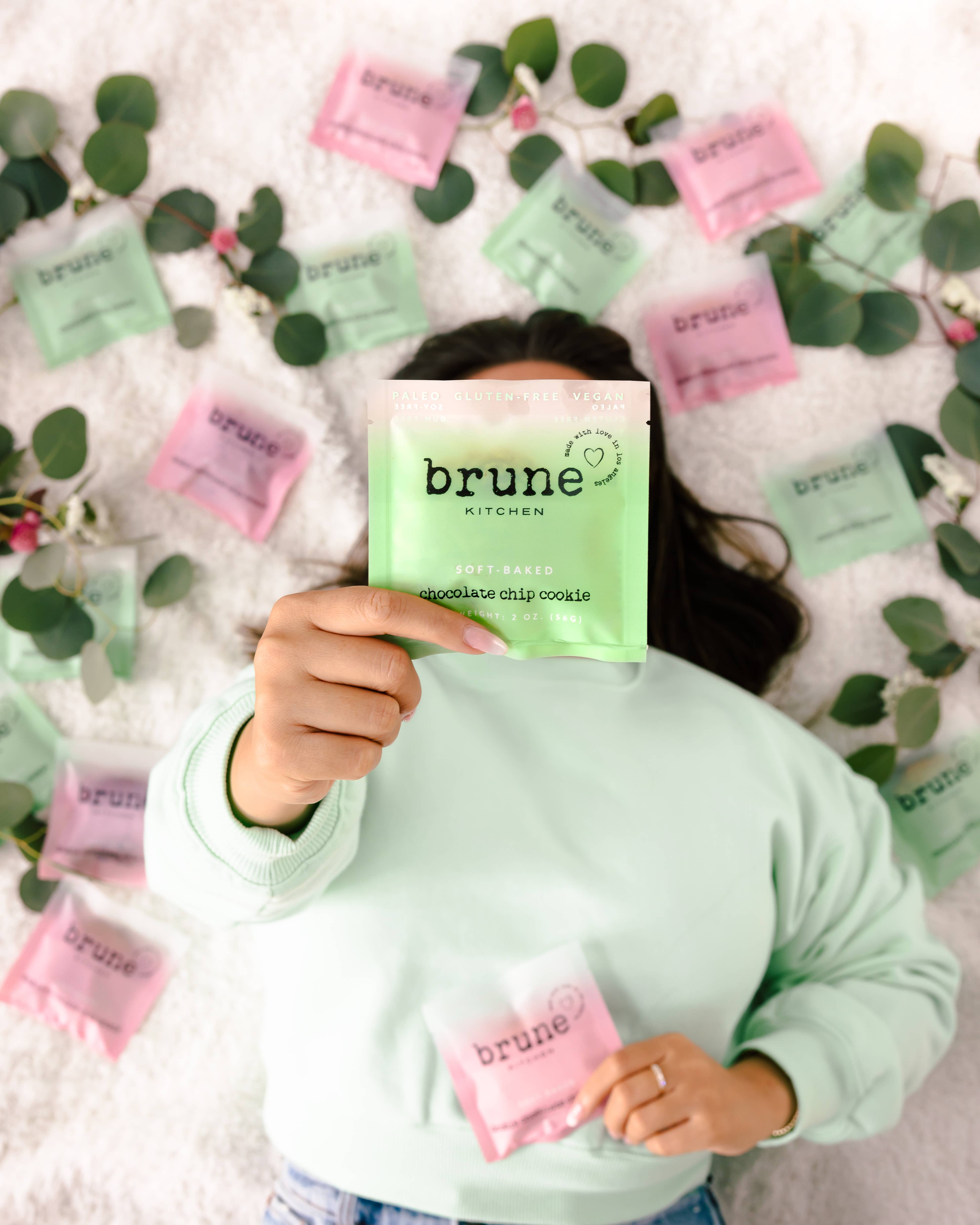 Brune Kitchen - Wholesale Cookie - Organic Chocolate Chip Cookies (12-Pack)2