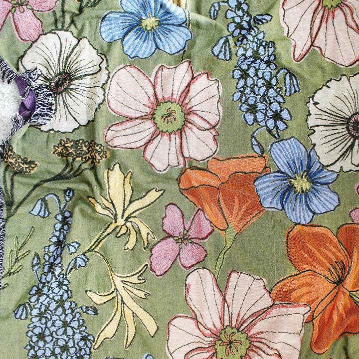 Calhoun & Co. - Wholesale Throw Blanket - Wild Flowers Tapestry Blanket