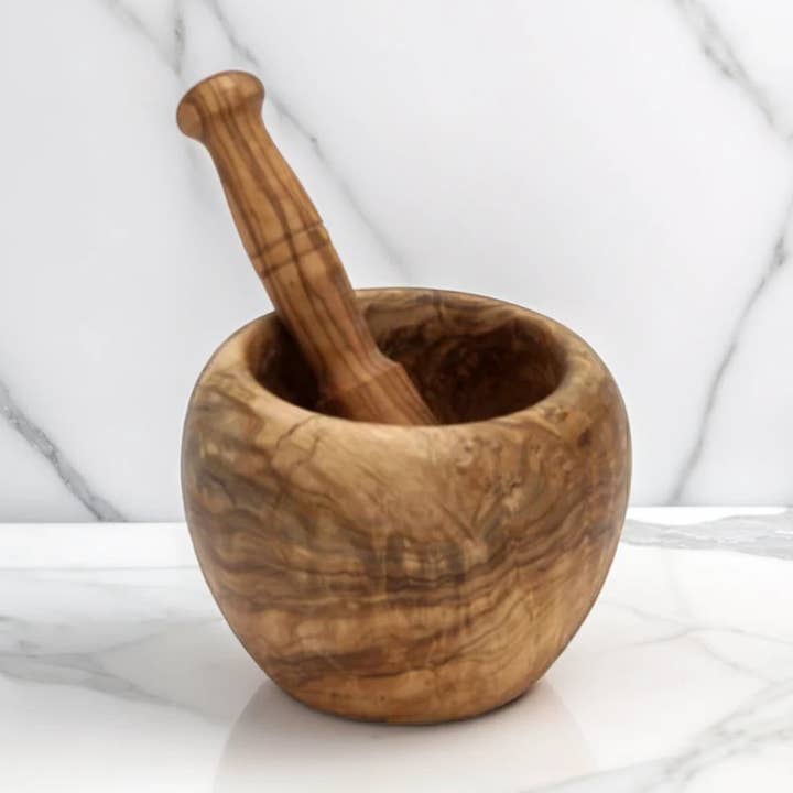 Mortier et pilon en bois d'olivier MM pour la vente par Carré Olive Wood
