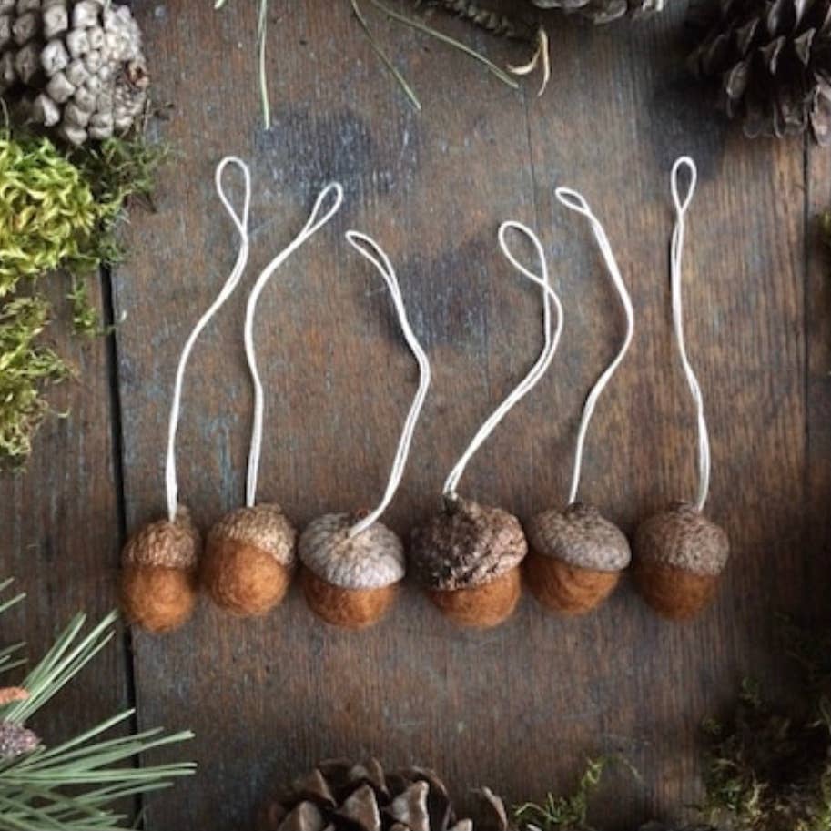 House of Moss - Vendita all'ingrosso Decorazione - Ornamento Ghianda | Mini Ornamento in Lana | 18 Colori11