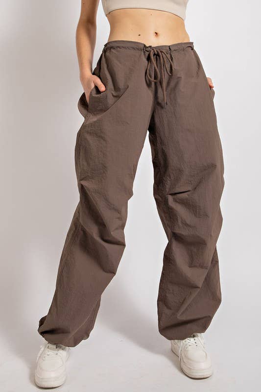 Sunday Morning - Wholesale Pants - Women's - P446237 Drawstring Nylon Taslan Balloon Cargo Pant0