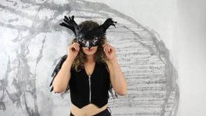 Zucker Feather Products - Venta al por mayor Disfraz - Mujer - Máscara de plumas de cuervo negra7