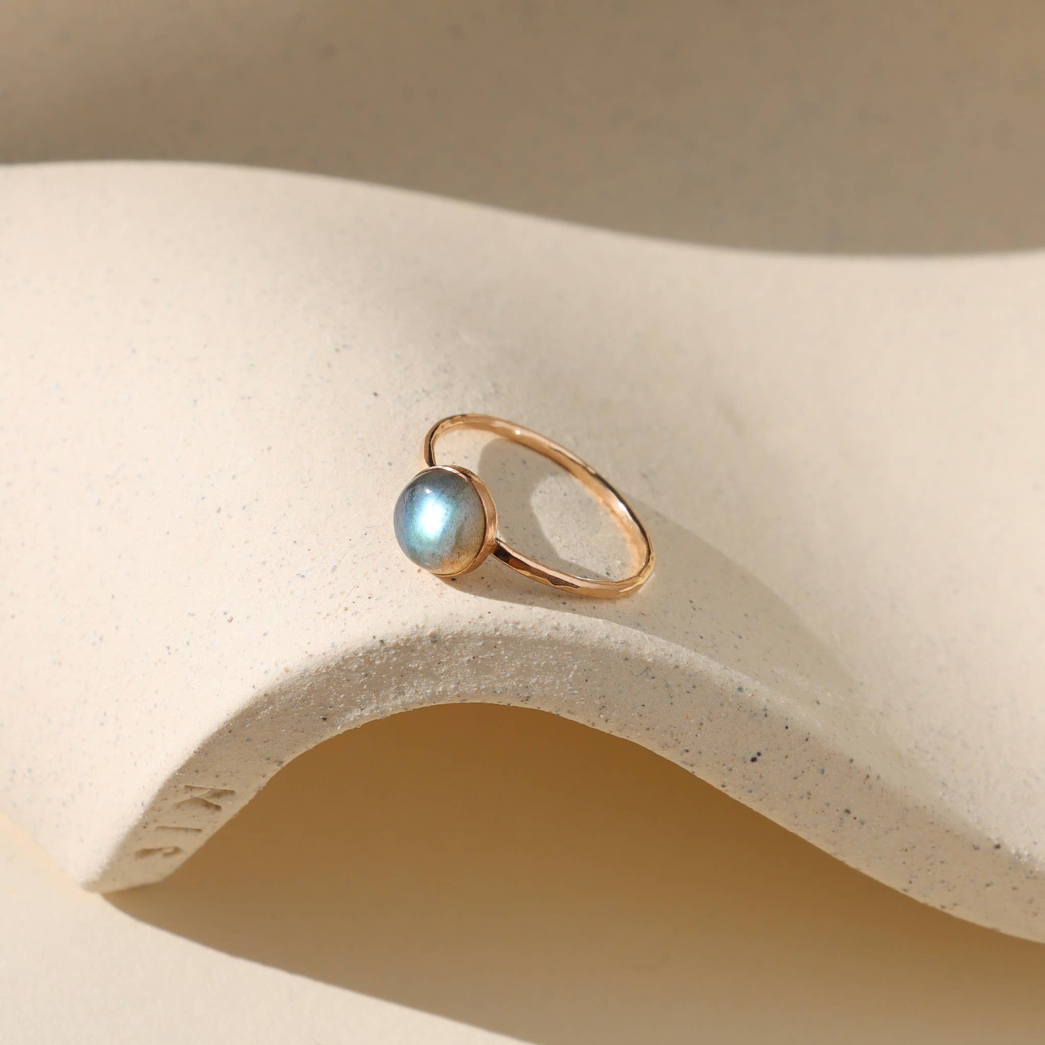 Token Jewelry - Wholesale Ring met een steen/solitaire ring - Origin-ring2