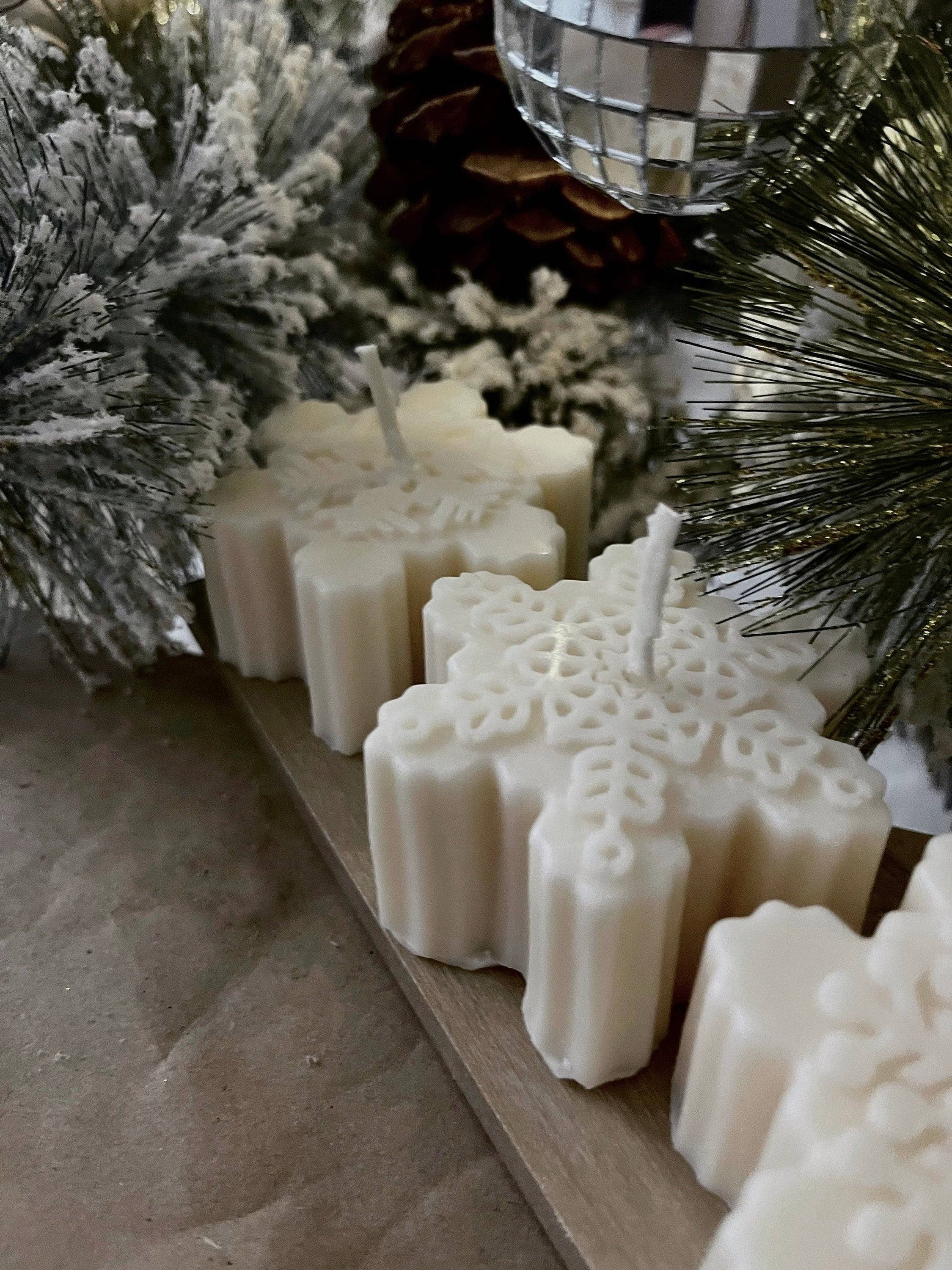 Hi Sunday Collective - Wholesale Novelty Candle - Snowflake Christmas Winter Novelty Candle7