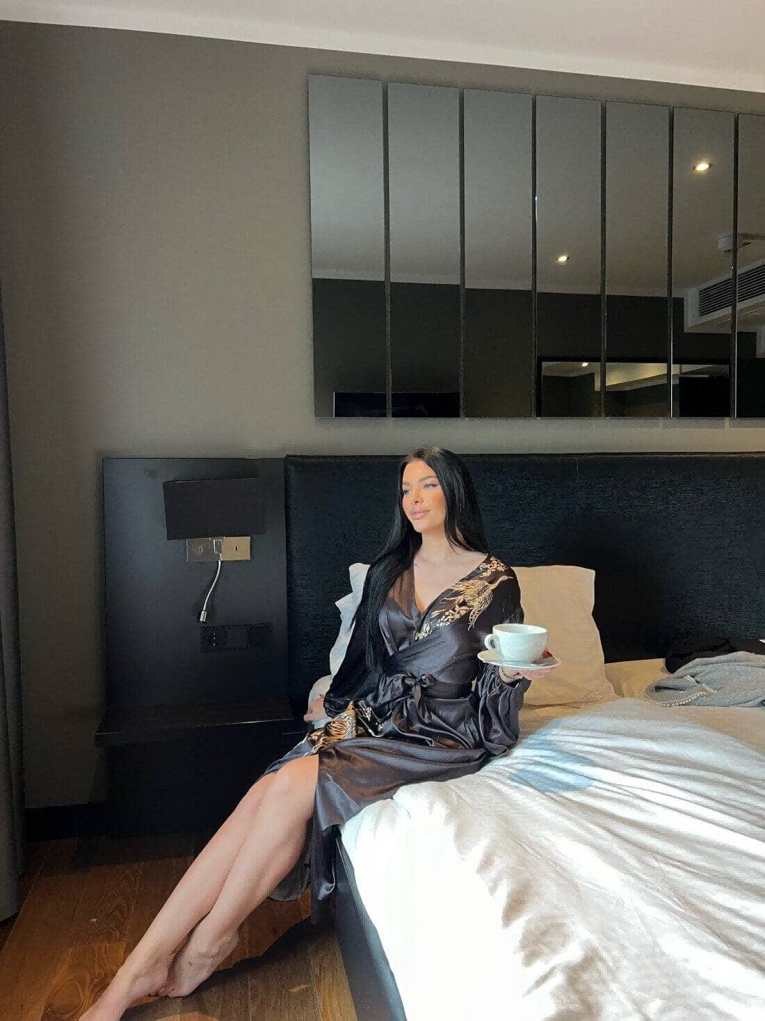 Svart Orientalisk Phoenix Lantern Klänning för wholesale på Faire10