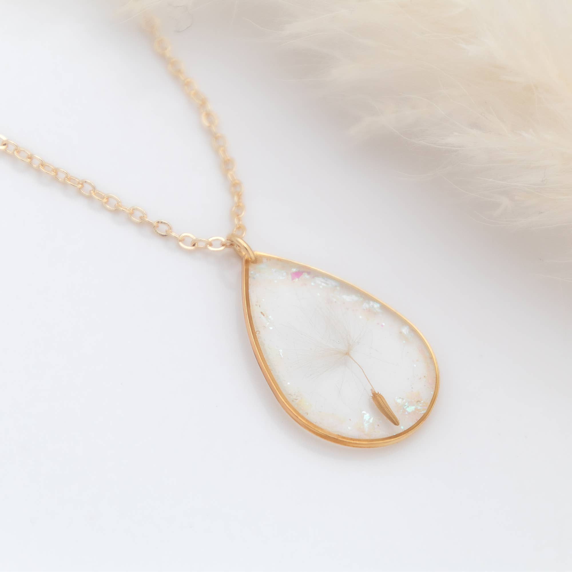 Allie and Posie – wholesale Pendant/charm necklace – Elnora real dandelion iridescent glitter drop necklace1