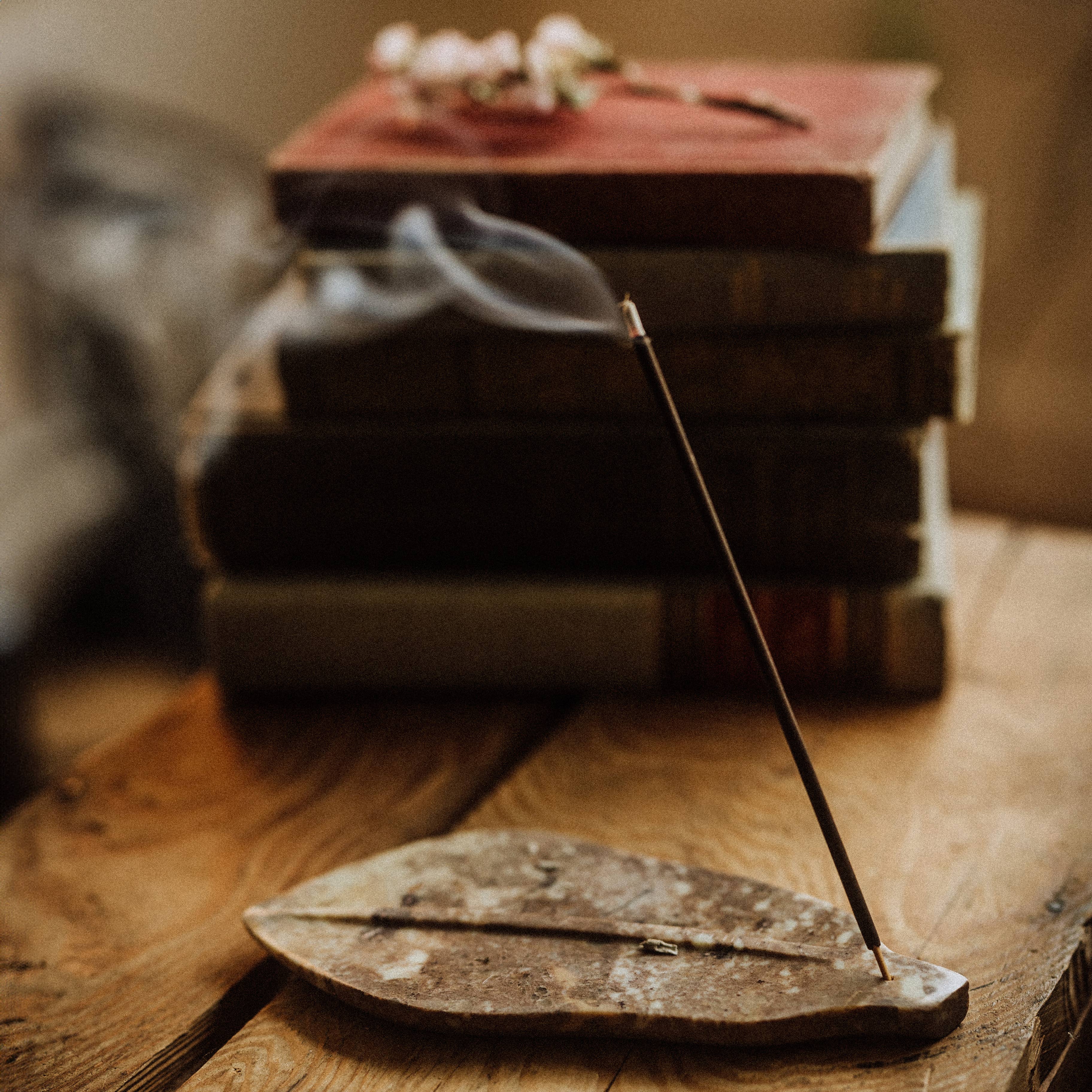 Between Heaven & Earth Mfg. - Vente Présentoir – maison et déco - Jardin de Ganesha – Présentoir d'encens durable3