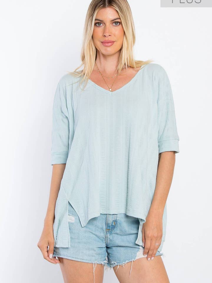 PT11526PLUS BOXY-V-AUSSCHNITT für den Großhandel von Emme Kay