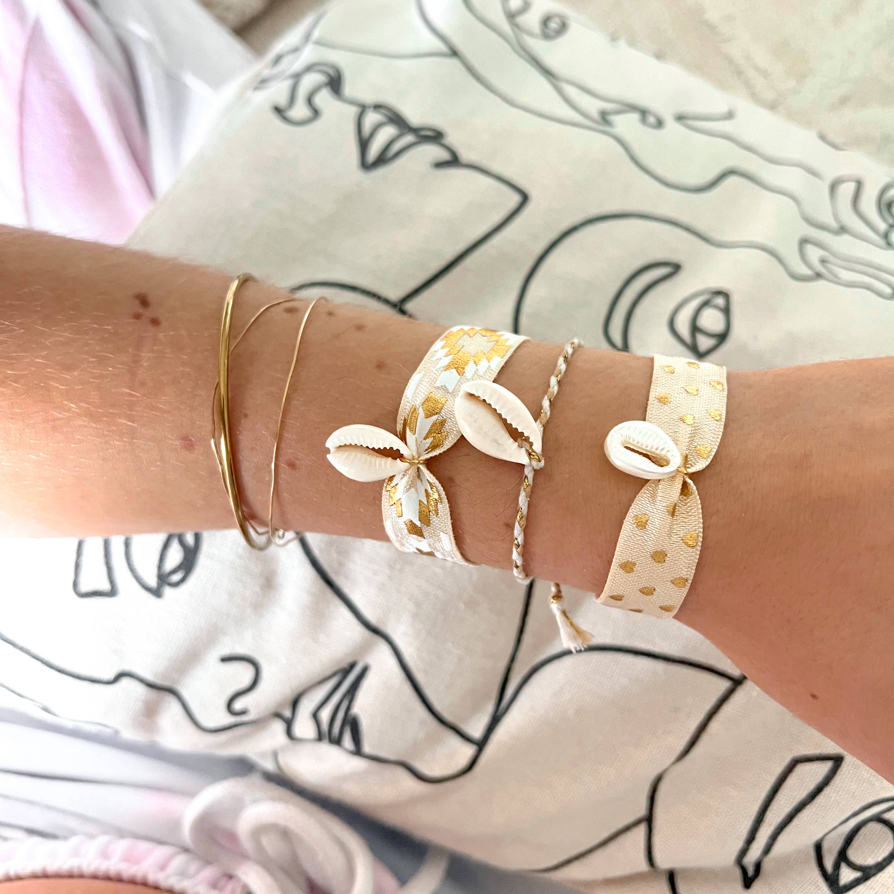 Island Jewels - Wholesale Woven/Braided Bracelet - Noa ribbon bracelet1