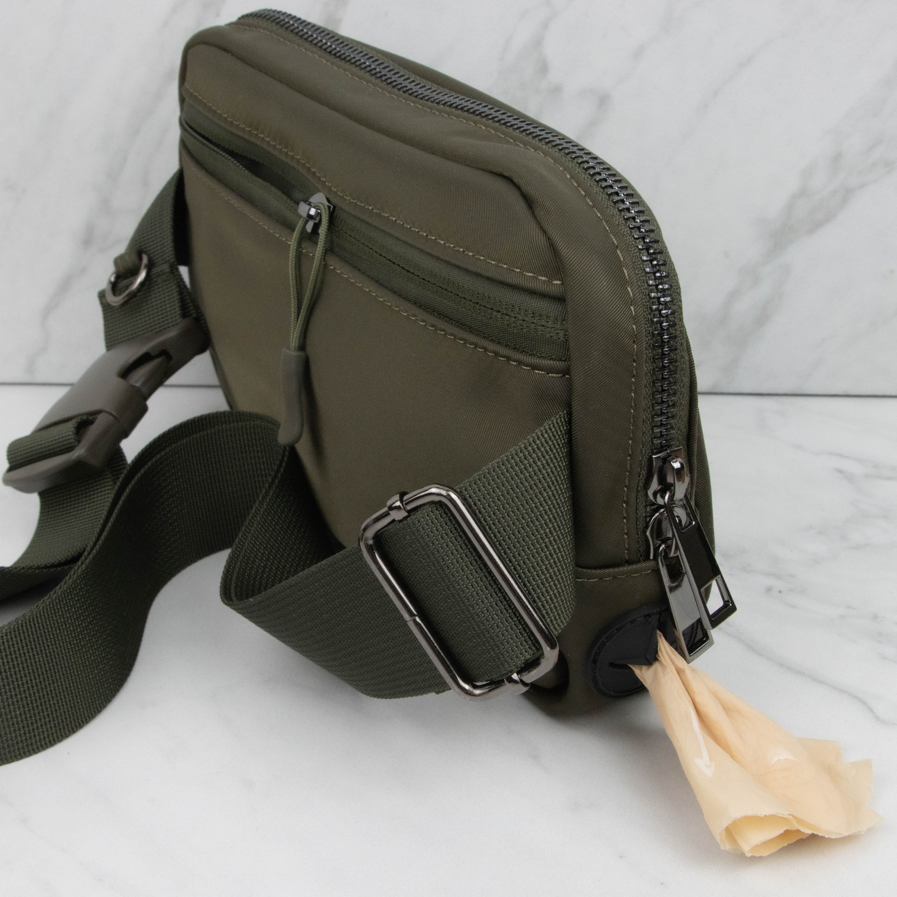 Parker & Co. - Venta al por mayor Riñonera - Mujer - Riñonera Diaria Compacta y Moderna16