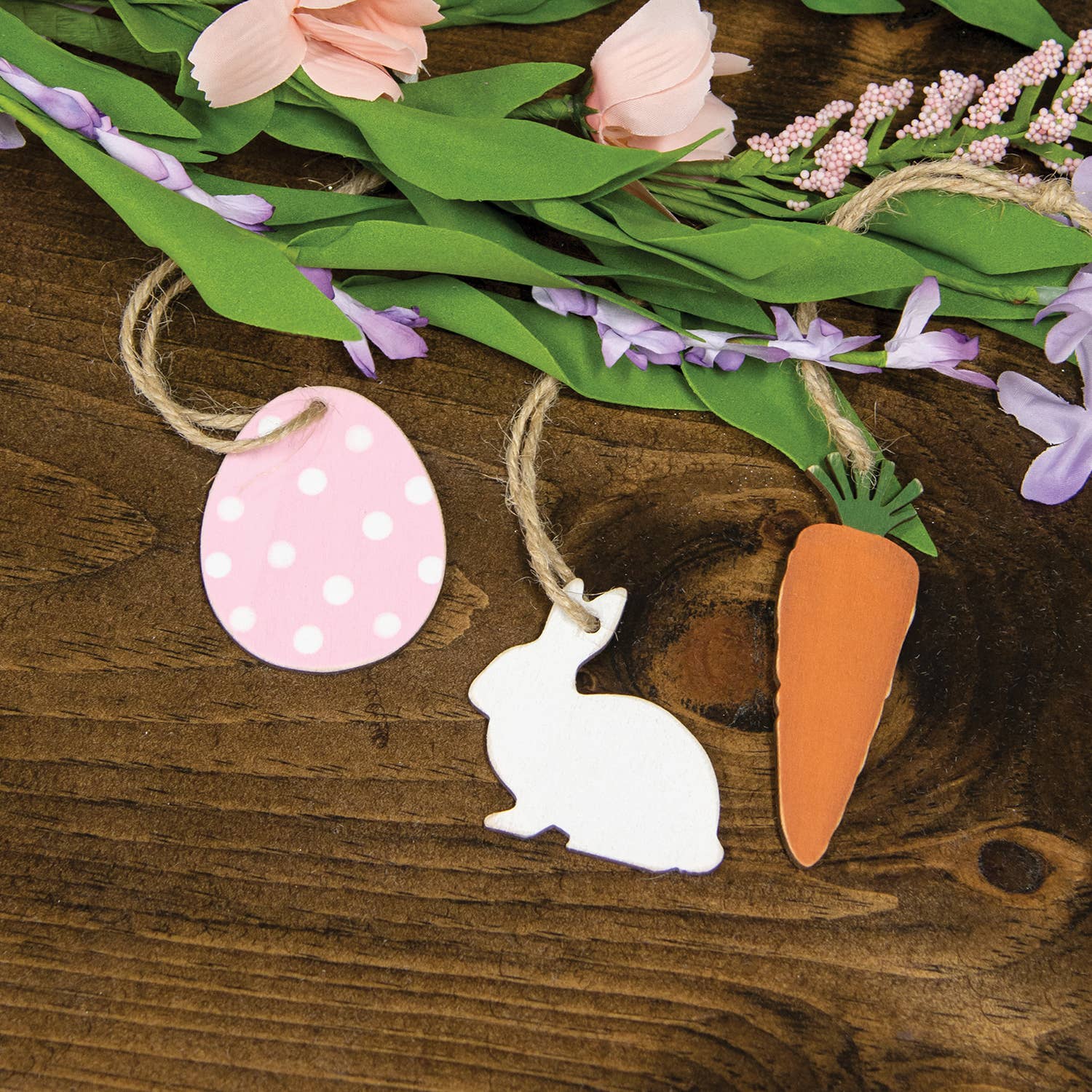 Col House Designs - Wholesale Ornament Set - 3/Set, Carrot, Bunny, Easter Egg Wooden Ornaments1
