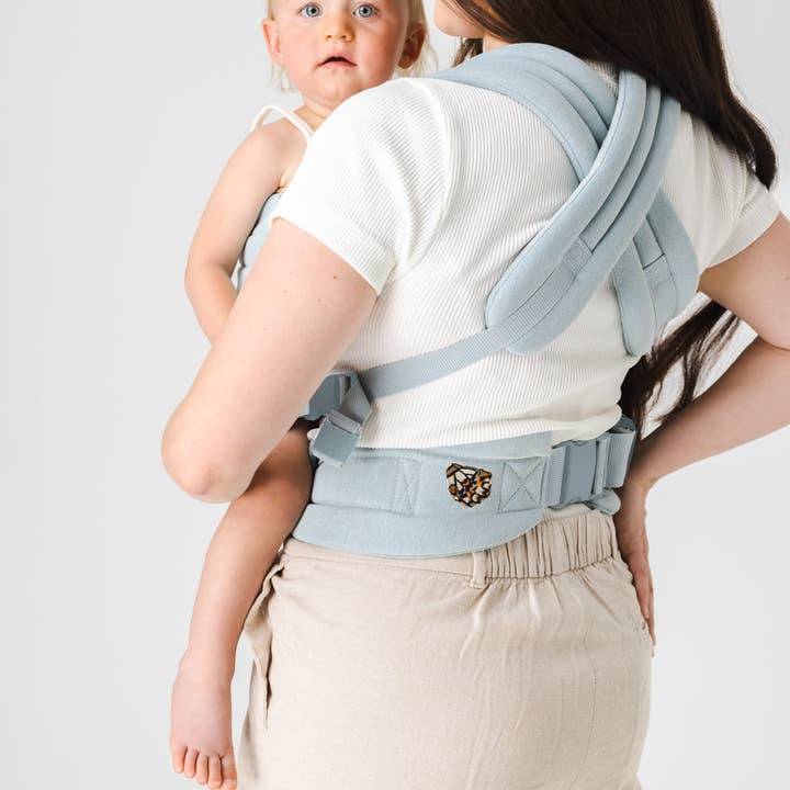 Mabē Baby Carriers – wholesale Baby carrier – The Monarch Carrier - Dream Wash Denim3