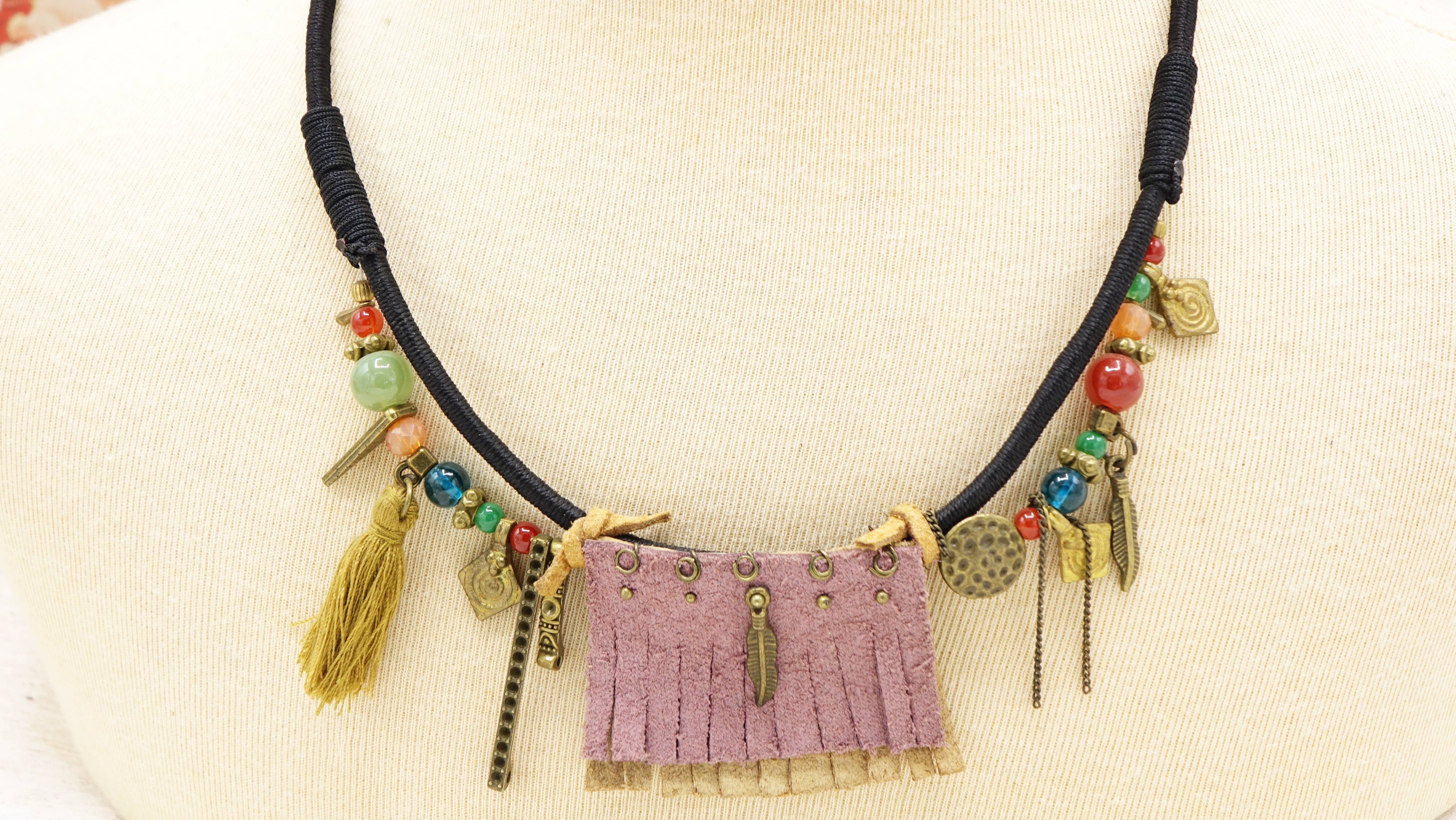 Verna Artisan Works – wholesale Pendant/charm necklace – Boho Chic Tassel Necklace