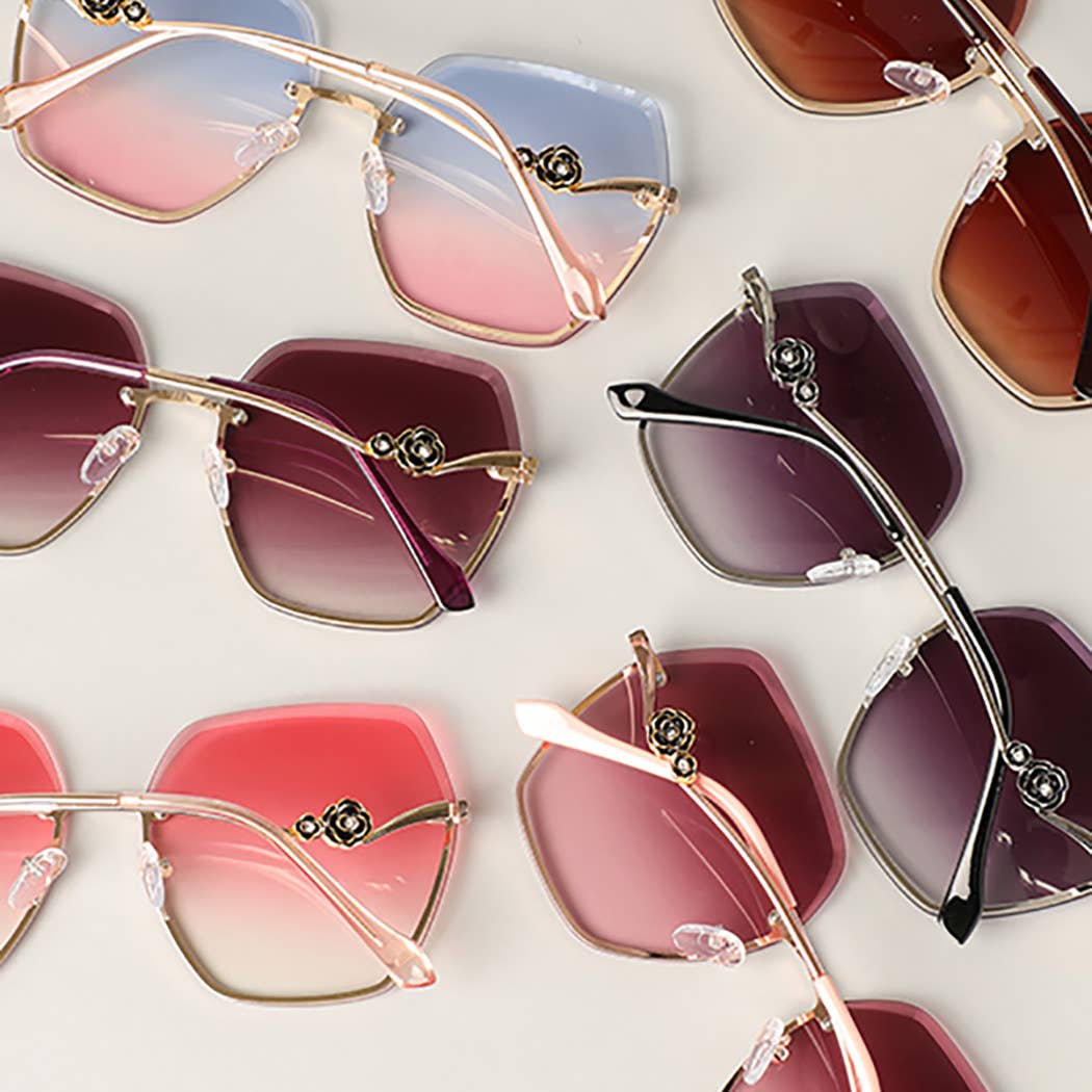  ASSORTED COLOR Women's Large Sunglasses for wholesale on Faire2