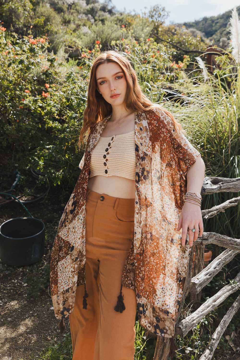 Leto Accessories - Vente Kimono – femme - Kimono à motif floral vibrant Cowgirl pour un style décontracté4