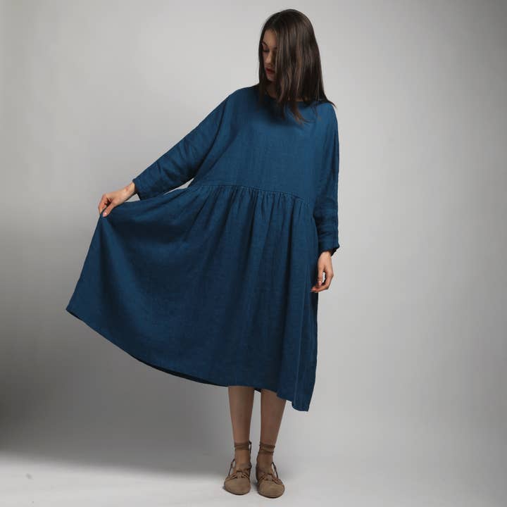 Vestido EIRA Volumoso de Ombro Caído em Linho Plissado por atacado de Knotium