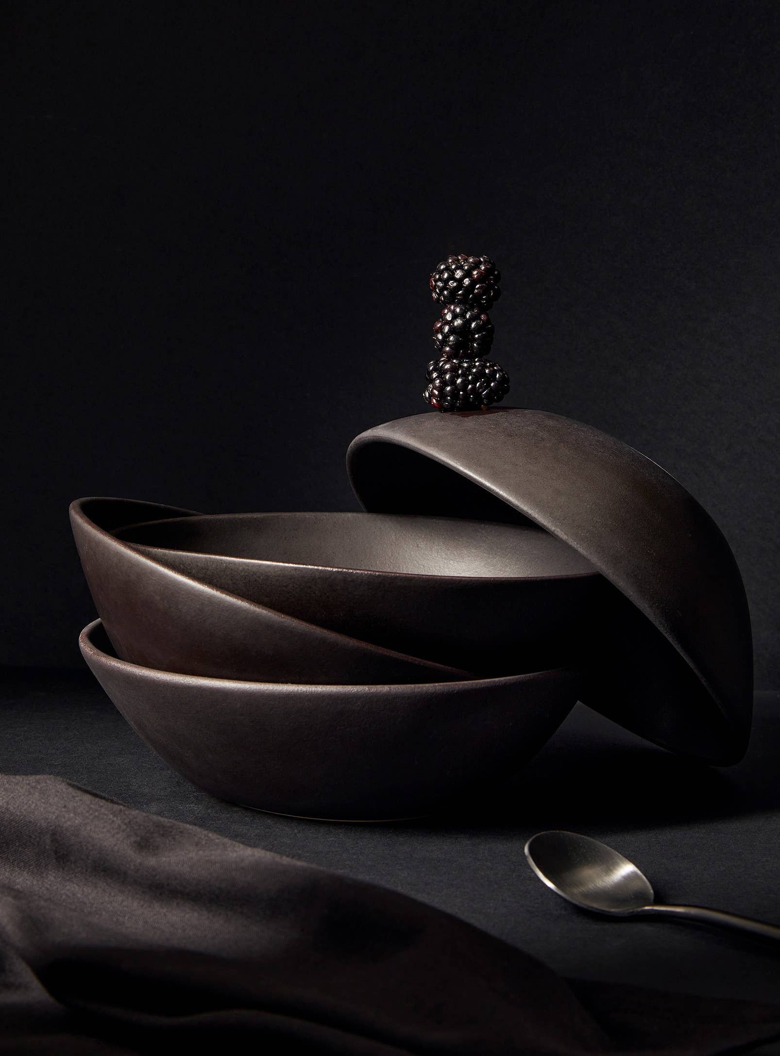 GHARYAN Stoneware & Olive Wood Tableware | Ships from USA - Wholesale Bowl - Handmade Stoneware Soup Plate | Dadasi 7.9"7