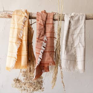 Rust best sale kitchen towels