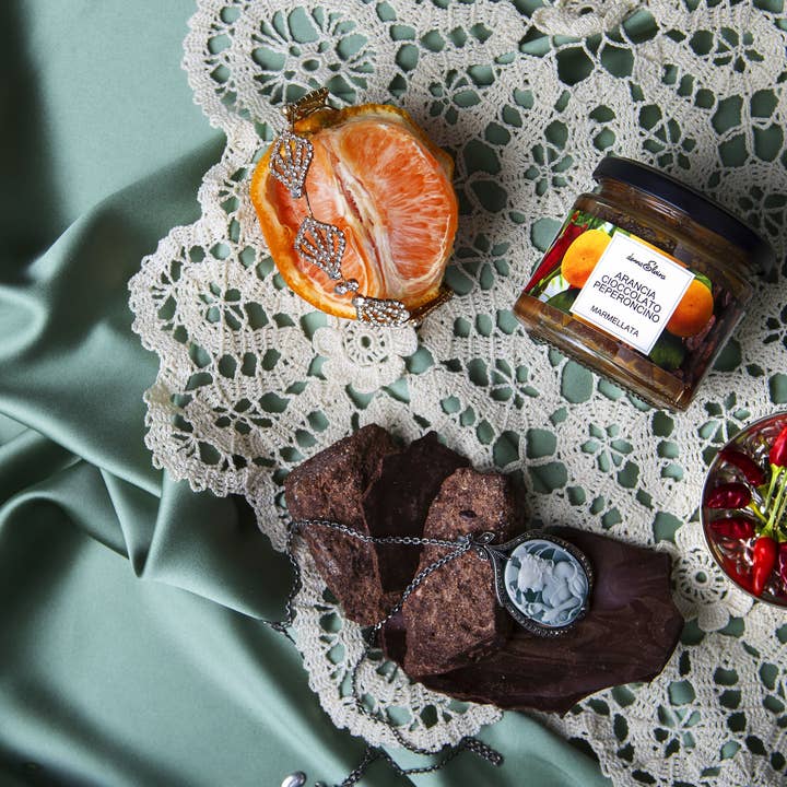 DONNA ELVIRA dolceria di Roccasalva Elvira - Wholesale Jam/Jelly - Orange, chocolate and chilli jam2