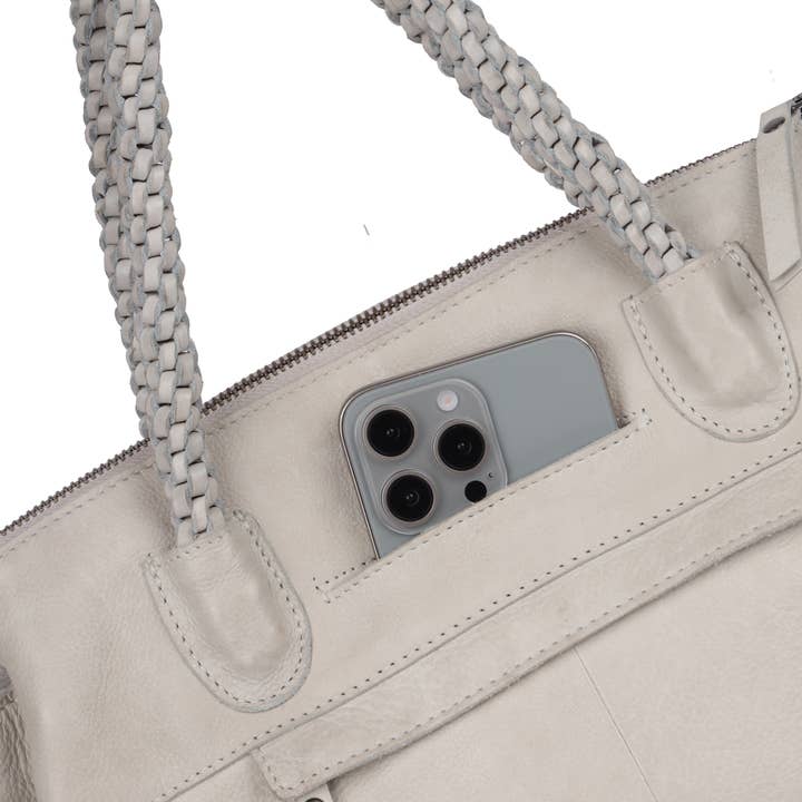 Latico Leathers - Wholesale Shoulder Bag - Women's - Roam Handcrafted Leather Shoulder Bags