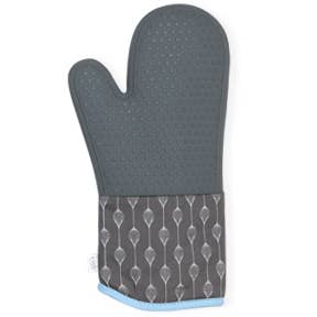DM Merchandising - Wholesale Oven mitt/pot holder - Krumbs Kitchen Farmhouse Collection Oven Mitt Assortment1